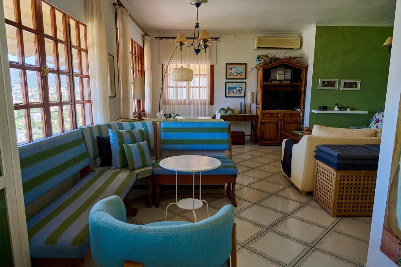 The Captain's Penthouse Porto Rafti